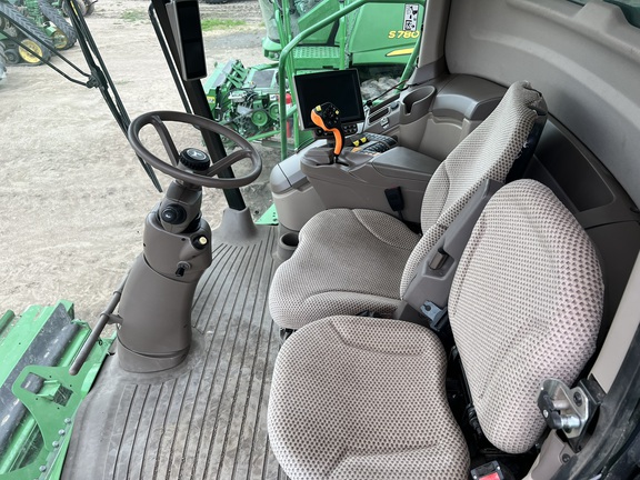 2022 John Deere S780 Combine