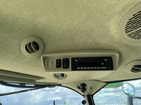 2022 John Deere S780 Combine