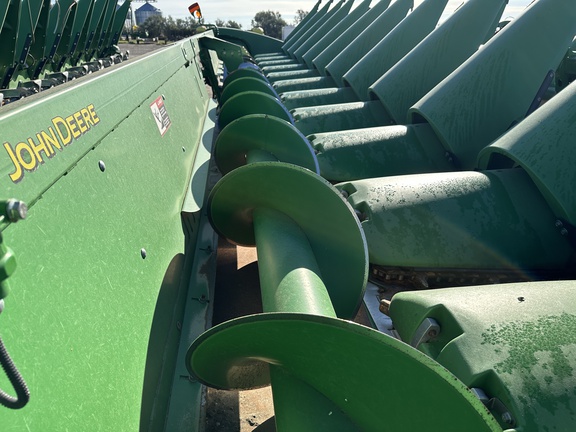 2014 John Deere 612C Header Corn Head