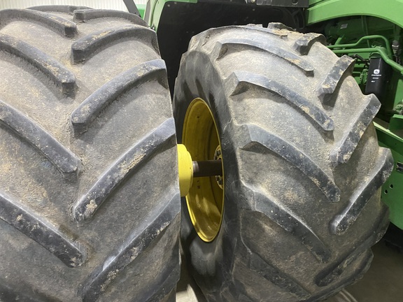 2015 John Deere 9570R Tractor 4WD