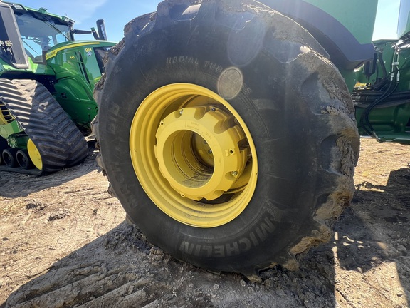 2015 John Deere 9570R Tractor 4WD