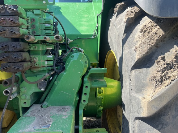 2015 John Deere 9570R Tractor 4WD