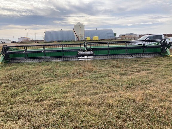 2013 John Deere 640FD Header Combine