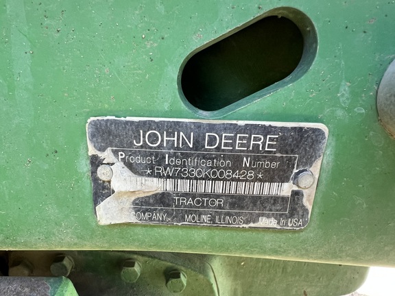 2009 John Deere 7330 Tractor