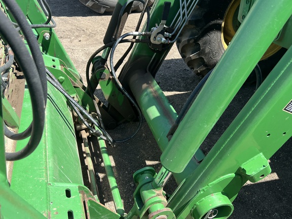 2009 John Deere 7330 Tractor