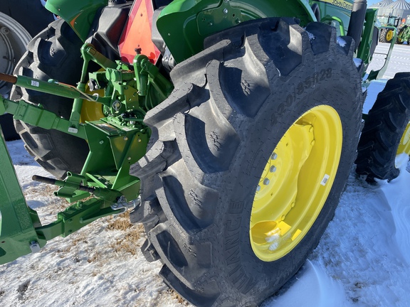 2024 John Deere 5075E Tractor