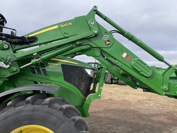 John Deere 640R Loader