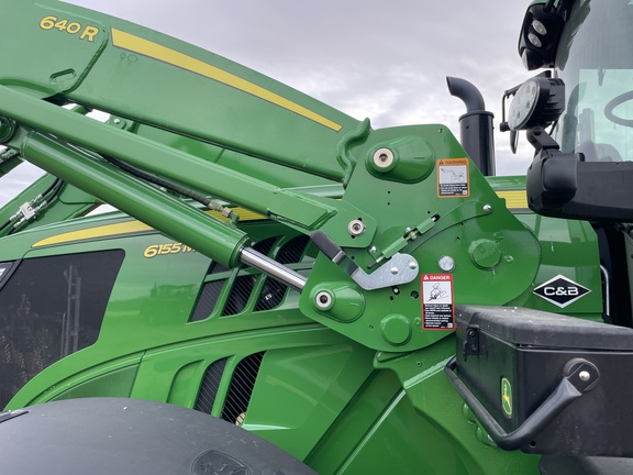 John Deere 640R Loader