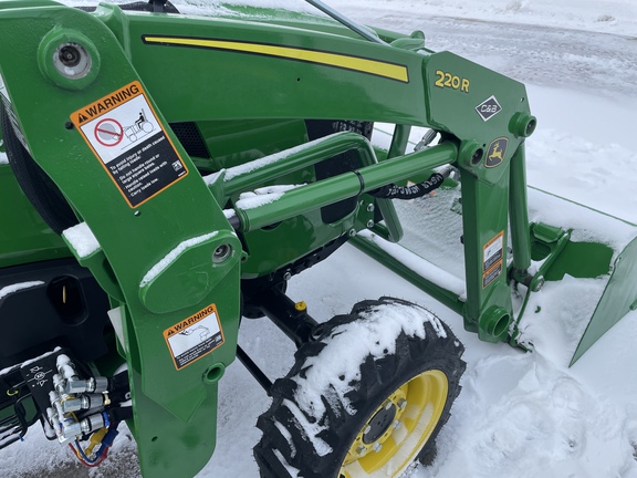 2024 John Deere 2032R Tractor Compact