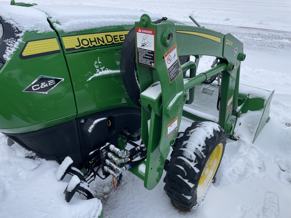 2024 John Deere 2032R Tractor Compact