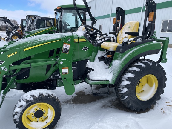 2024 John Deere 2032R Tractor Compact