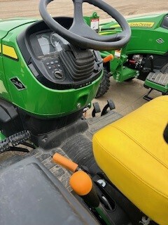 2024 John Deere 2032R Tractor Compact