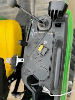 2024 John Deere 2032R Tractor Compact