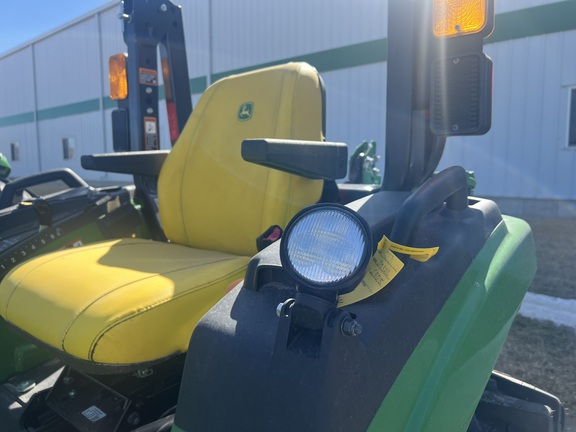 2024 John Deere 2032R Tractor Compact