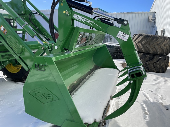 2023 John Deere 660R Loader