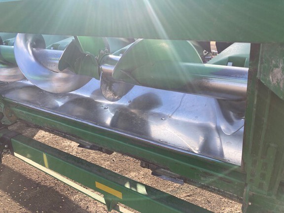 2009 John Deere 612C Header Corn Head