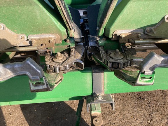 2009 John Deere 612C Header Corn Head