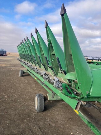 2009 John Deere 612C Header Corn Head