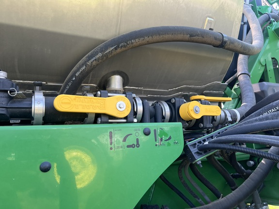 2023 John Deere 616R Sprayer/High Clearance