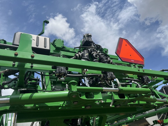 2024 John Deere 616R Sprayer/High Clearance
