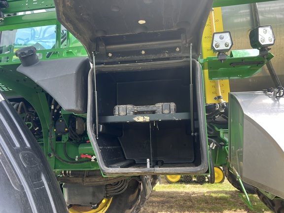 2024 John Deere 616R Sprayer/High Clearance