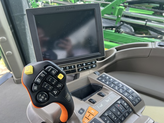 2024 John Deere 616R Sprayer/High Clearance