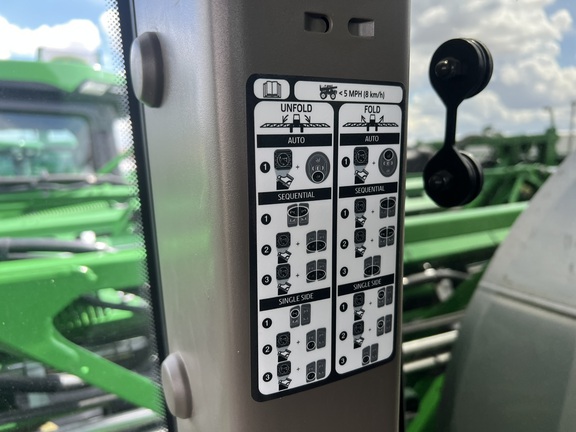 2024 John Deere 616R Sprayer/High Clearance