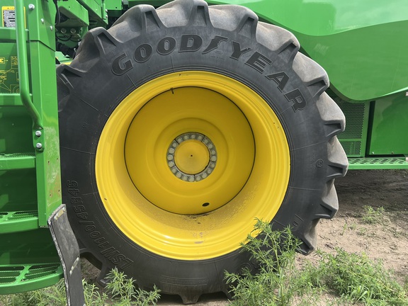 2021 John Deere S780 Combine