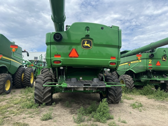 2021 John Deere S780 Combine