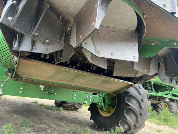 2021 John Deere S780 Combine