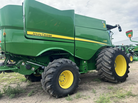 2021 John Deere S780 Combine