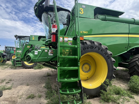 2021 John Deere S780 Combine