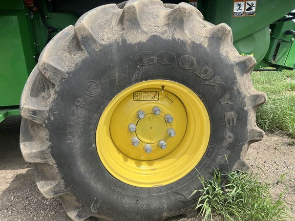 2019 John Deere S780 Combine