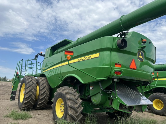 2019 John Deere S780 Combine
