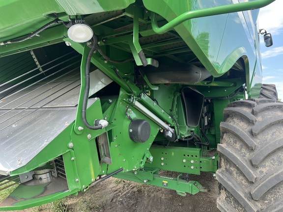 2019 John Deere S780 Combine