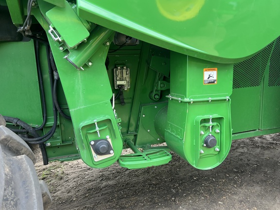 2019 John Deere S780 Combine