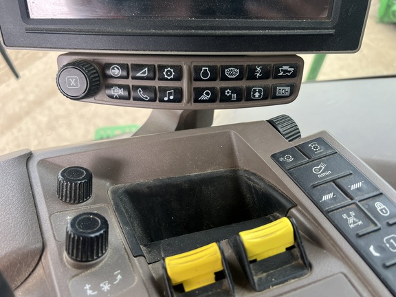 2019 John Deere S780 Combine