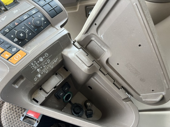 2019 John Deere S780 Combine