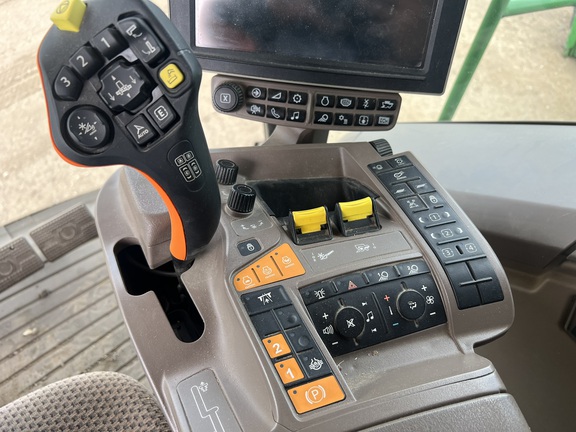 2019 John Deere S780 Combine