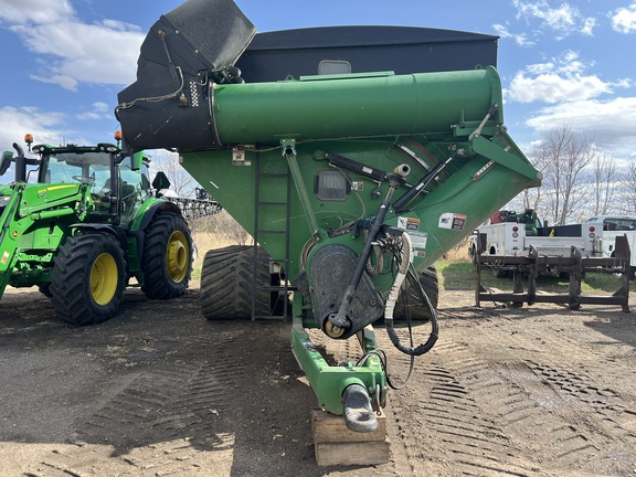2019 Brent 1596 Grain Cart