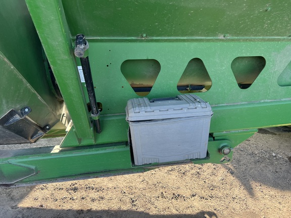 2019 Brent 1596 Grain Cart