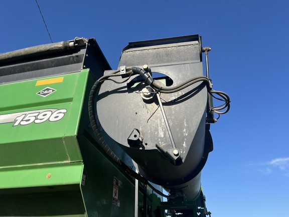 2019 Brent 1596 Grain Cart