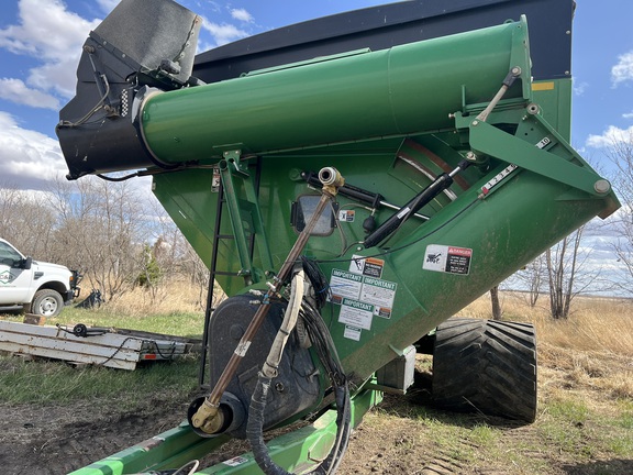 2019 Brent 1596 Grain Cart