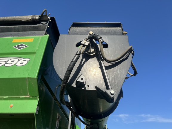 2019 Brent 1596 Grain Cart