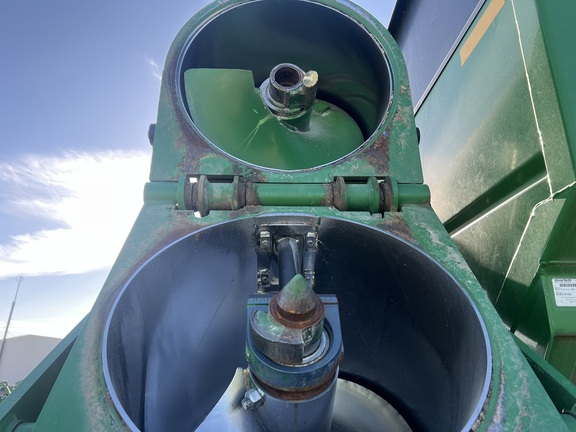 2019 Brent 1596 Grain Cart