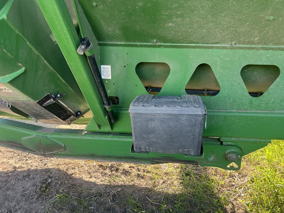 2019 Brent 1596 Grain Cart