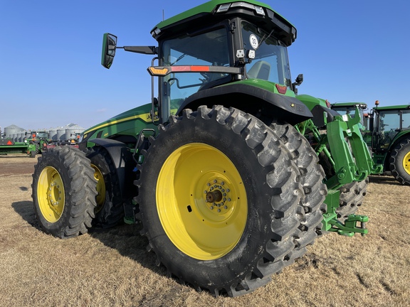 2023 John Deere 8R 410 Tractor