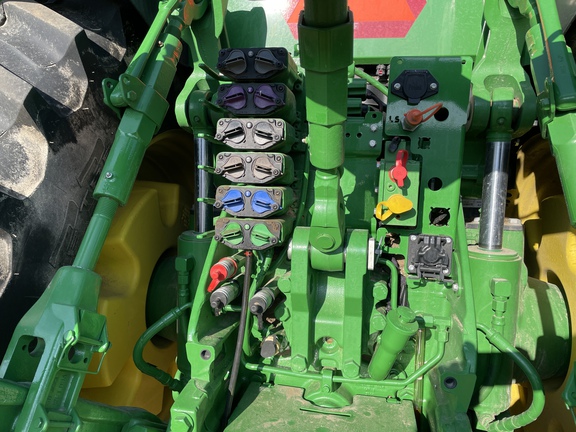 2023 John Deere 8R 410 Tractor