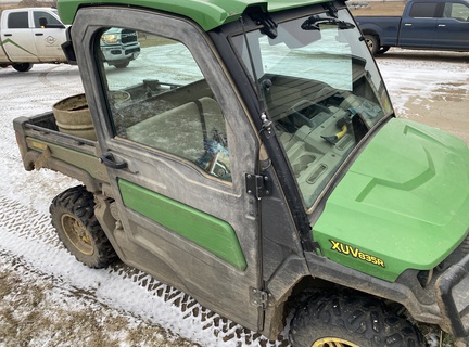 2019 John Deere XUV 835R ATV