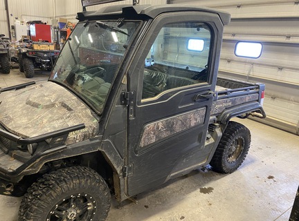 2023 John Deere XUV 835R ATV